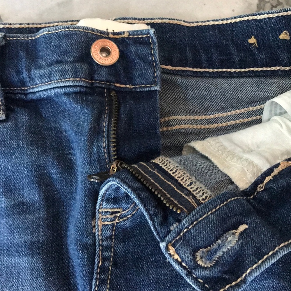 Abercrombie Kids Denim Skirt with Pink Floral Embroidery - Picture 8 of 8